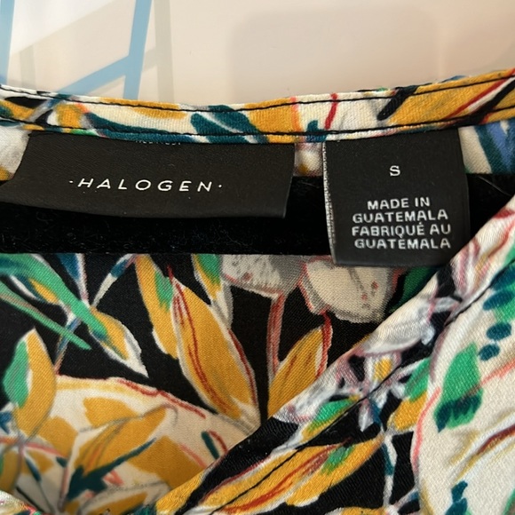 Nordstrom brand Halogen floral blouse - Picture 10 of 11